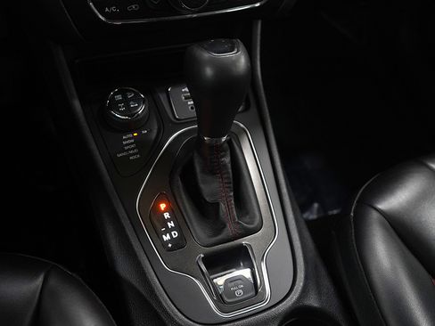 Used 2019 Jeep Cherokee Trailhawk w/ Cold Weather Group image 24