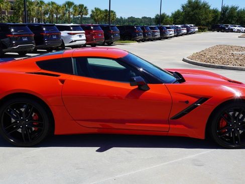 Used 2016 Chevrolet Corvette Stingray Coupe w/ 2LT Preferred Equipment Group RWD image 5