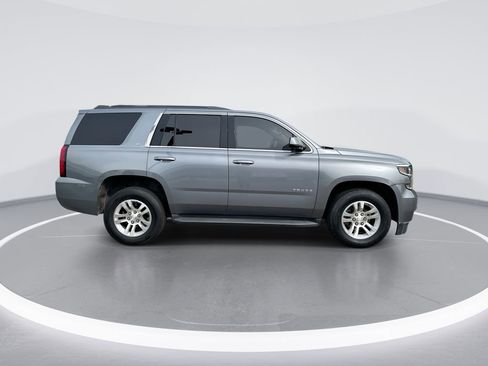 Used 2018 Chevrolet Tahoe LT w/ Luxury Package image 9