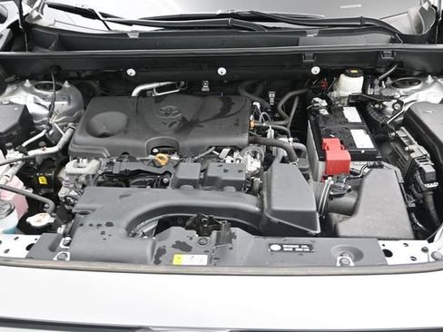 Used 2022 Toyota RAV4 XLE w/ Convenience Package AWD/4WD image 23