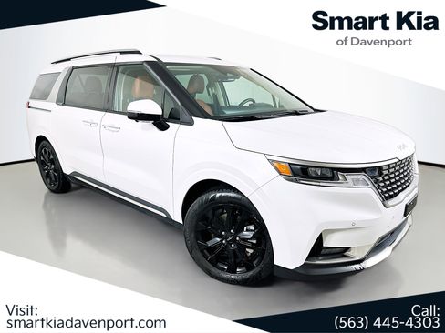 Used 2024 Kia Carnival SX FWD image 1