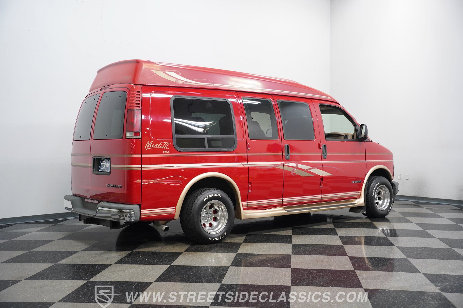 Used 1996 Chevrolet Express 1500 RWD image 13
