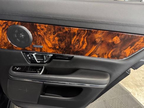 Used 2016 Jaguar XJ R-Sport image 51