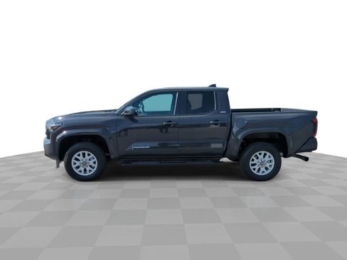 Used 2024 Toyota Tacoma SR5 image 5