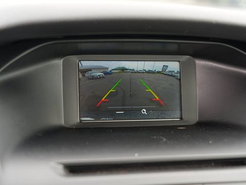 Used 2017 Ford Focus SE FWD image 25