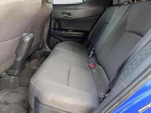 Used 2018 Toyota C-HR XLE image 17