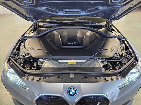 Certified 2023 BMW i4 eDrive40 w/ Premium Package RWD image 9