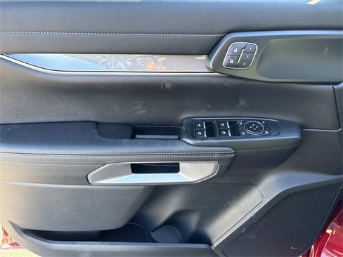 New 2025 Ford Ranger Lariat w/ Chrome Accent Package image 16