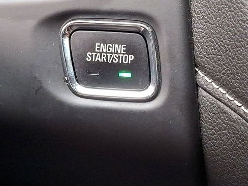 Used 2023 GMC Acadia SLE w/ Driver Convenience Package image 19