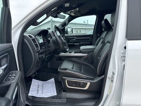 Used 2023 RAM 1500 Laramie AWD/4WD image 15