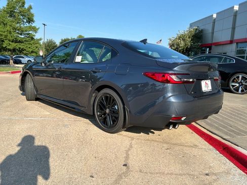 New 2026 Toyota Camry SE FWD image 7