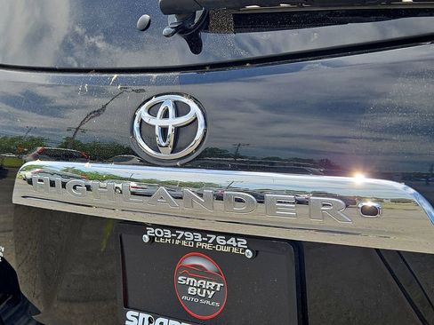 Used 2013 Toyota Highlander SE AWD/4WD image 30