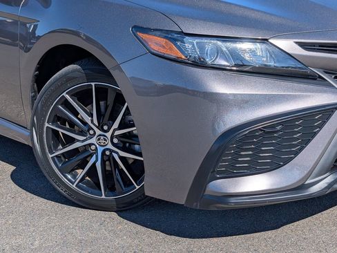 Used 2023 Toyota Camry SE w/ Convenience Package FWD image 10