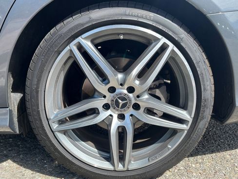 Used 2020 Mercedes-Benz E 350 Sedan image 6