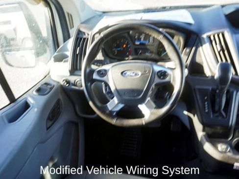 Used 2019 Ford Transit 150 XLT image 10