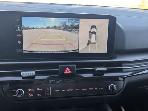 Used 2026 Kia Sportage SX image 30