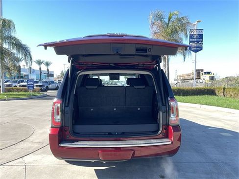 Used 2016 GMC Yukon Denali w/ Open Road Package image 28