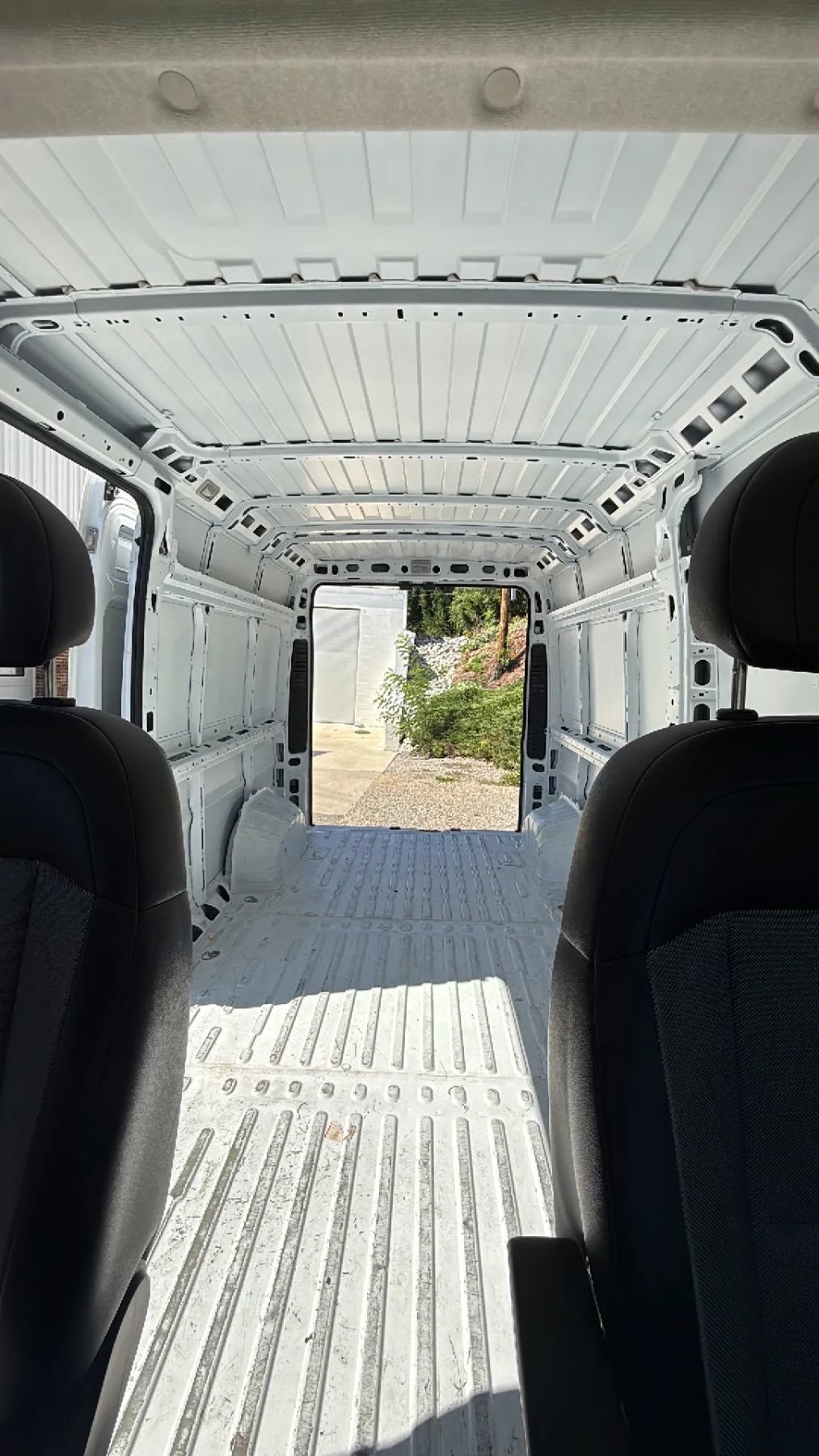 Used 2023 RAM ProMaster 2500 FWD image 39