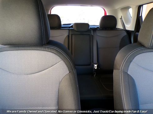 Used 2019 Kia Soul + image 23