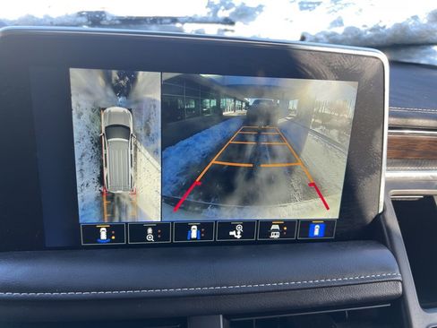 Used 2023 Chevrolet Tahoe Premier image 11