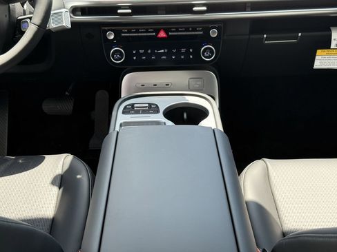 New 2026 Hyundai Ioniq 9 SEL AWD/4WD image 13