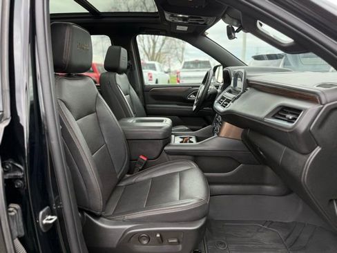 Used 2023 Chevrolet Suburban High Country AWD/4WD image 20