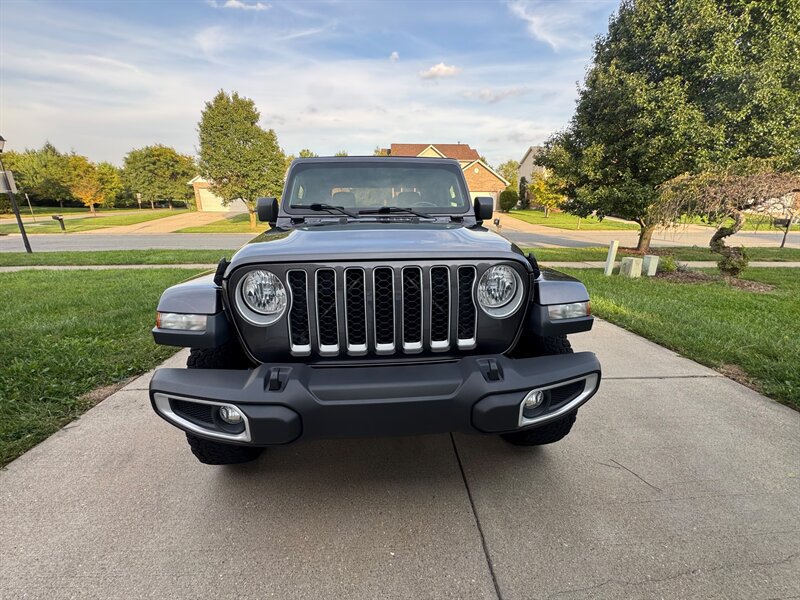Used 2020 Jeep Gladiator Overland w/ Cold Weather Group AWD/4WD image 5