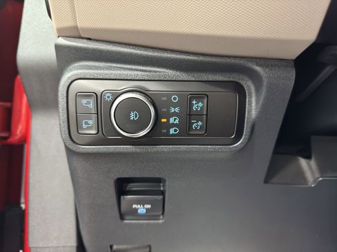 Used 2023 Ford Bronco Wildtrak image 15