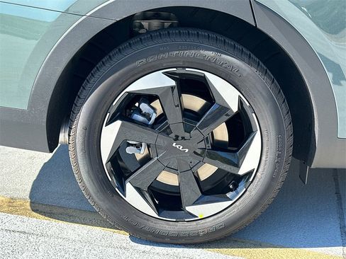 New 2025 Kia Sorento EX w/ EX Panoramic Sunroof Package image 9