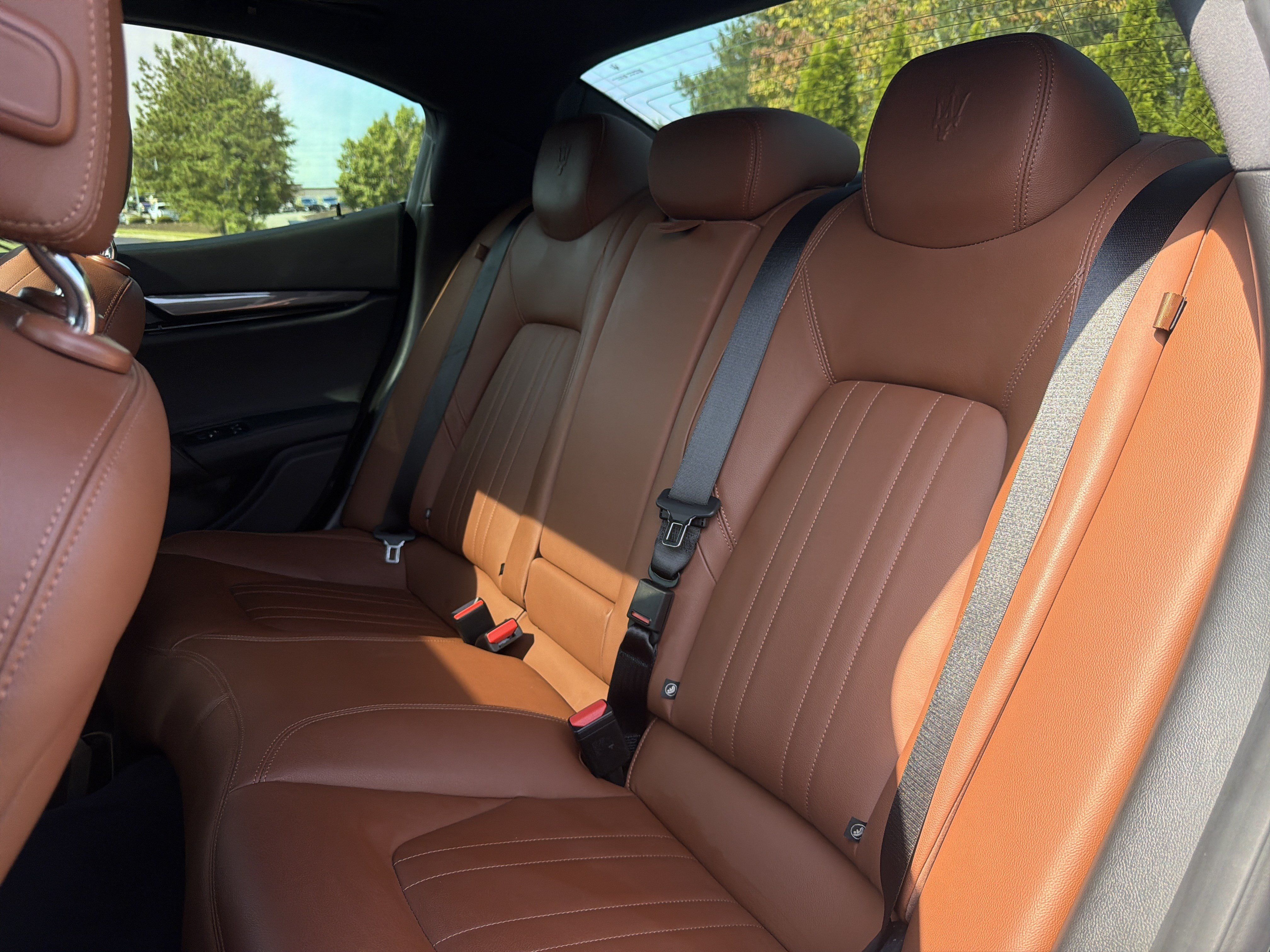 Used 2021 Maserati Ghibli S RWD image 9