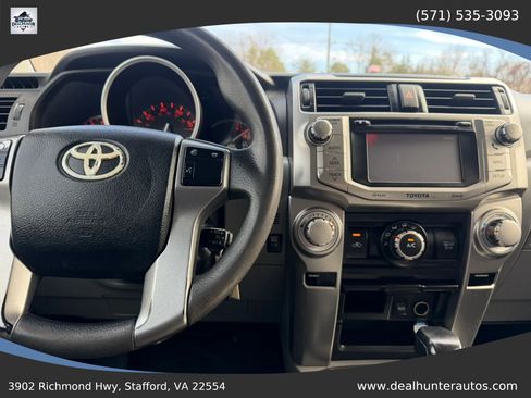 Used 2012 Toyota 4Runner SR5 AWD/4WD image 32