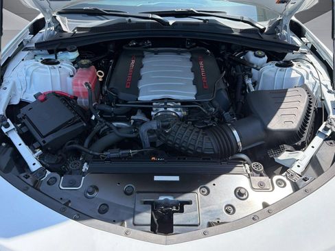 Used 2021 Chevrolet Camaro SS RWD image 32