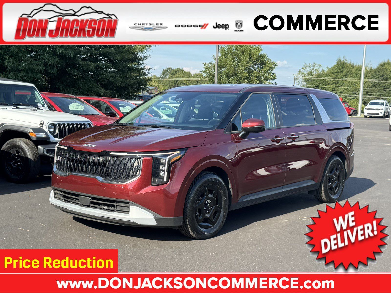 Used 2025 Kia Carnival FWD image 1
