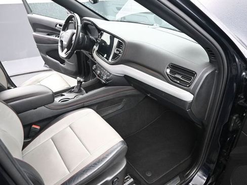 Used 2024 Dodge Durango GT image 19