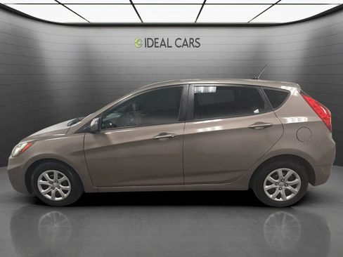 Used 2014 Hyundai Accent GS FWD image 8