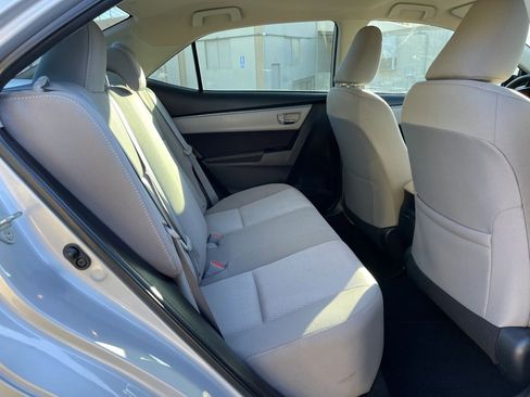 Used 2014 Toyota Corolla LE image 22