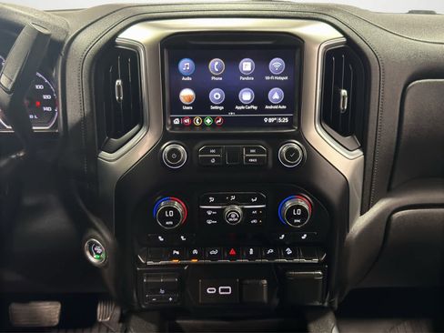 Used 2020 Chevrolet Silverado 1500 LT Trail Boss image 19