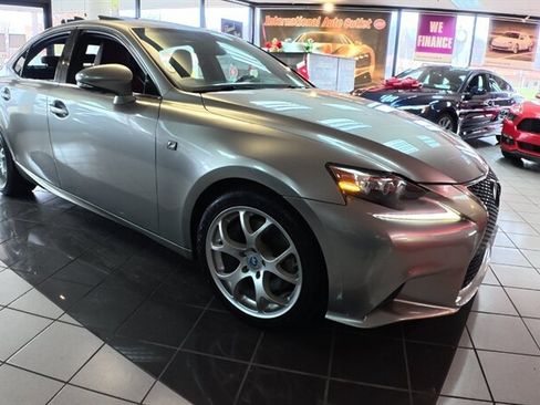 Used 2015 Lexus IS 350 image 4