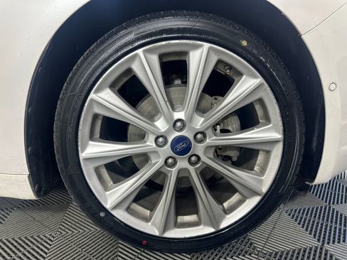 Used 2017 Ford Fusion Platinum AWD/4WD image 11