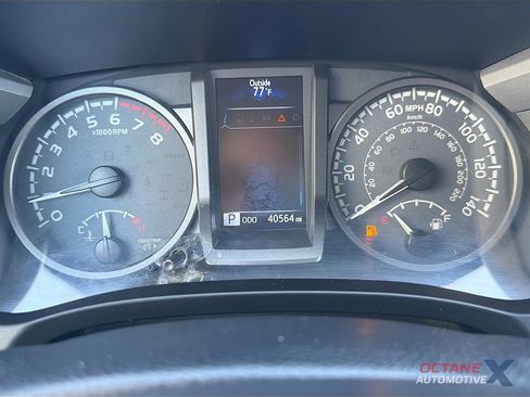 Used 2021 Toyota Tacoma TRD Sport AWD/4WD image 12