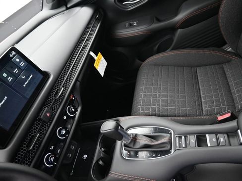 New 2026 Honda HR-V Sport image 15