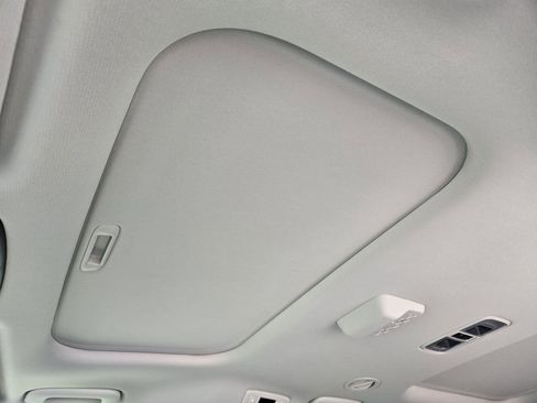 New 2026 Kia Carnival SX Prestige FWD image 18