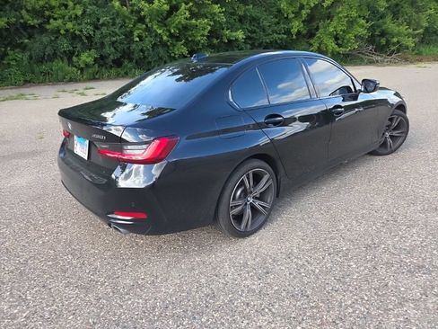 Used 2023 BMW 330i xDrive Sedan w/ Premium Package AWD/4WD image 15