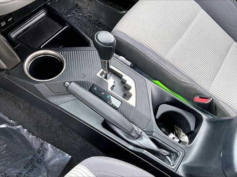 Used 2015 Toyota RAV4 XLE image 13