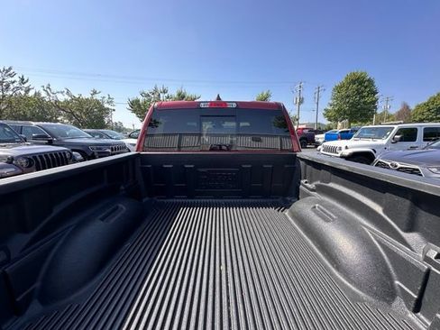 Used 2022 RAM 1500 Big Horn AWD/4WD image 13