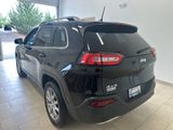 Used 2018 Jeep Cherokee Limited image 5