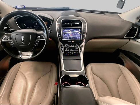 Used 2019 Lincoln Nautilus Reserve FWD image 14