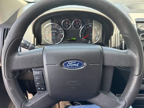 Used 2010 Ford Edge SE image 18