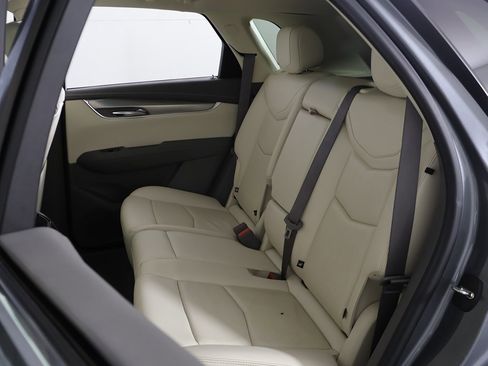 Used 2022 Cadillac XT5 Premium Luxury image 31