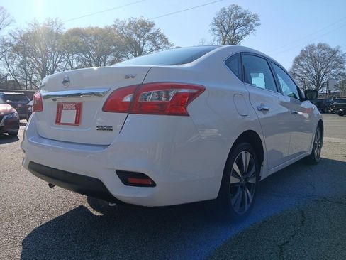 Used 2019 Nissan Sentra SV w/ Special Edition Package image 6